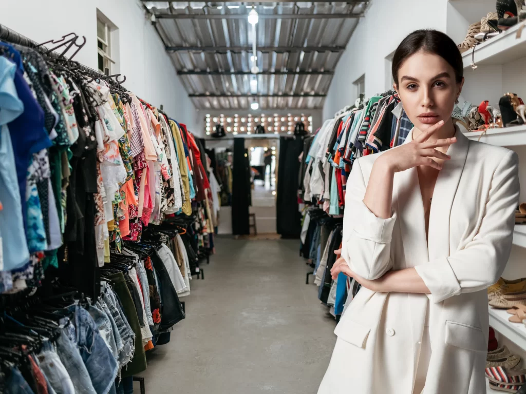 Trift Shop Modern untuk Bergaya